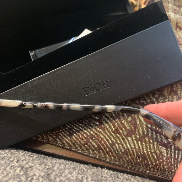 Authentic DIOR 48 brow tortoise Acetate/Metal Sunglasses - Picture 8 of 10